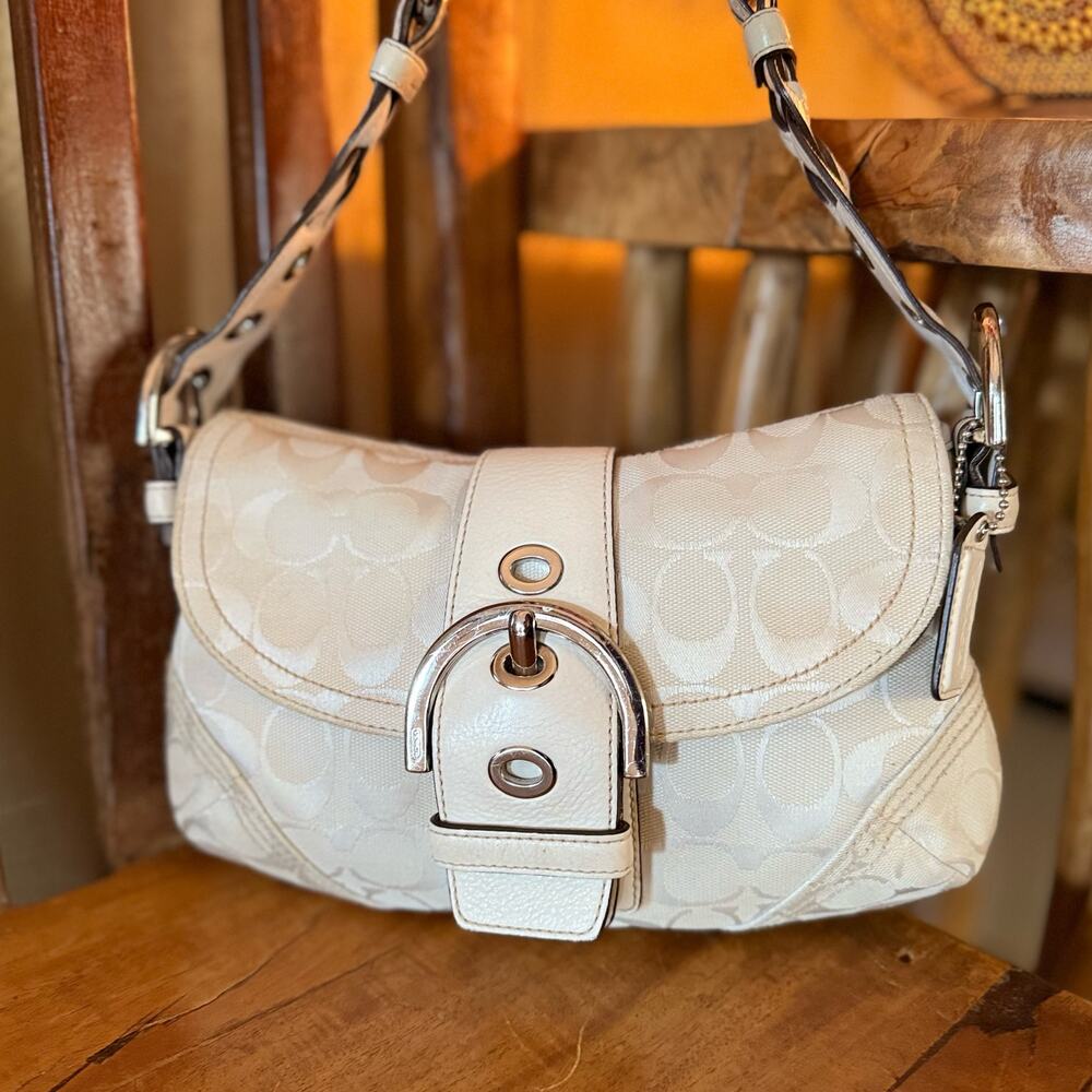 Vintage Coach Soho White Signature Jacquard Flap Hobo Shoulder Bag 2005 Y2K